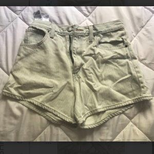 Levi High Wasted Pin Strip Shorts